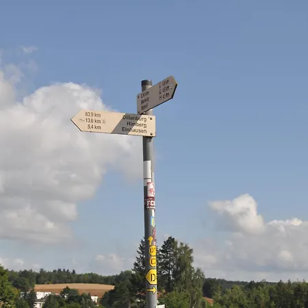 Apartmán Geraeumige 2-z Im Gruenen, Garten, Terrasse, Ruhig, Natur, Phantastischer Blick! *