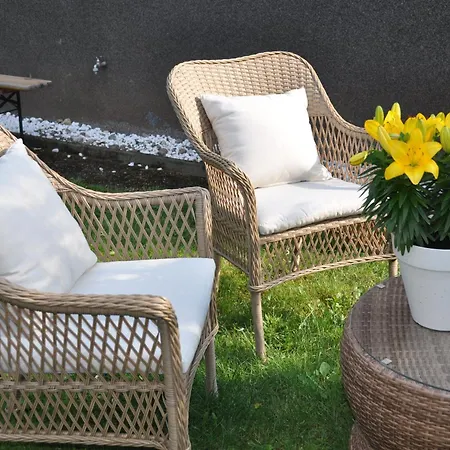 Apartmán Geraeumige 2-z Im Gruenen, Garten, Terrasse, Ruhig, Natur, Phantastischer Blick!